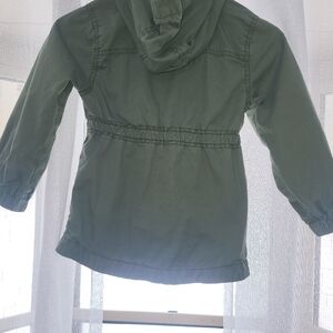 Girls Old Navy Army Green Zippered and Bottom Hooded Jacket Size 5T